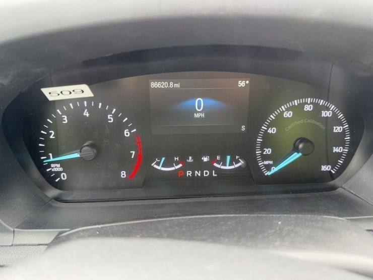 2020-ford-explorer-image-27