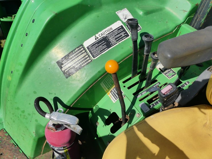 john-deere-6115d-image-12