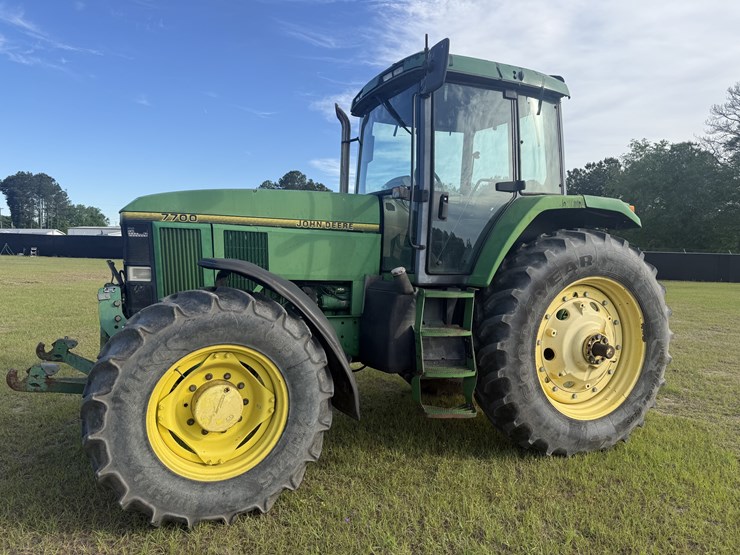 1996-john-deere-7700-image-1