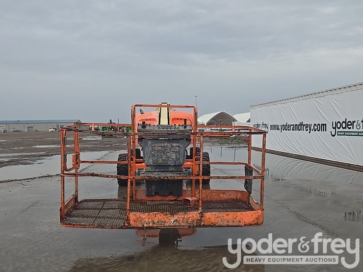 2008-jlg-400s-image-4