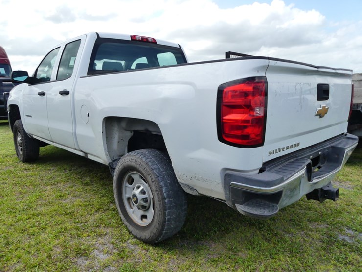 2018-chevrolet-2500hd-image-5