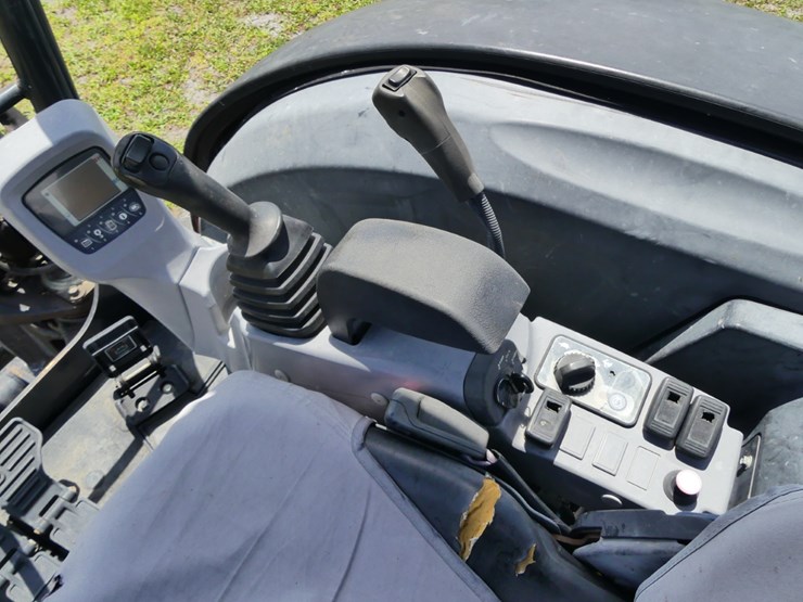 2018-kubota-kx040-4-image-12