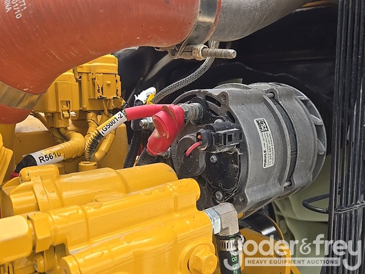 2021-deere-310sl-image-72