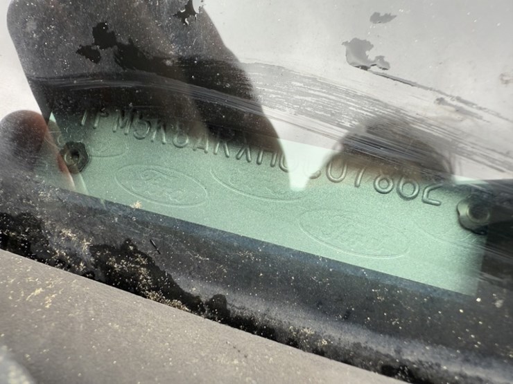 2017-ford-explorer-image-9