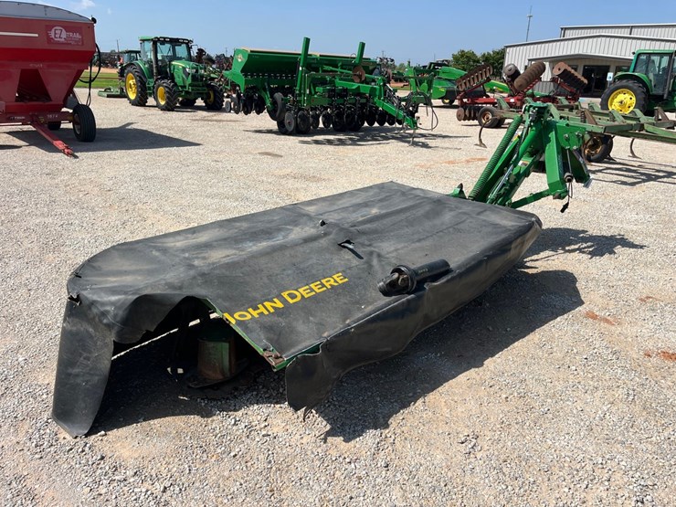 2020-john-deere-r310-image-5