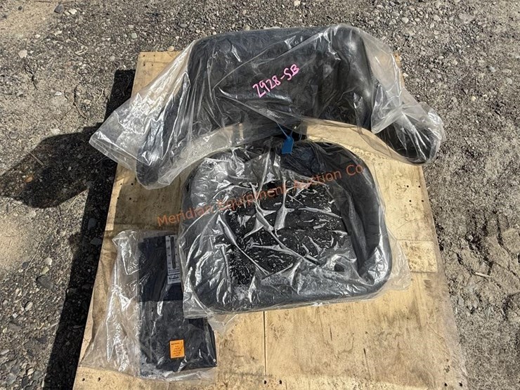 40-75-hp-tractor-seat-image-1