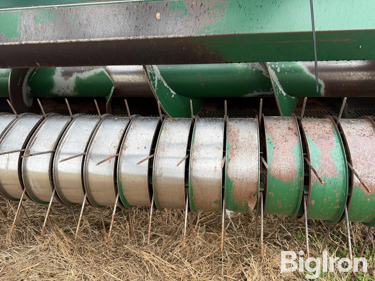 2012-kmc-3386-peanut-combine-image-17