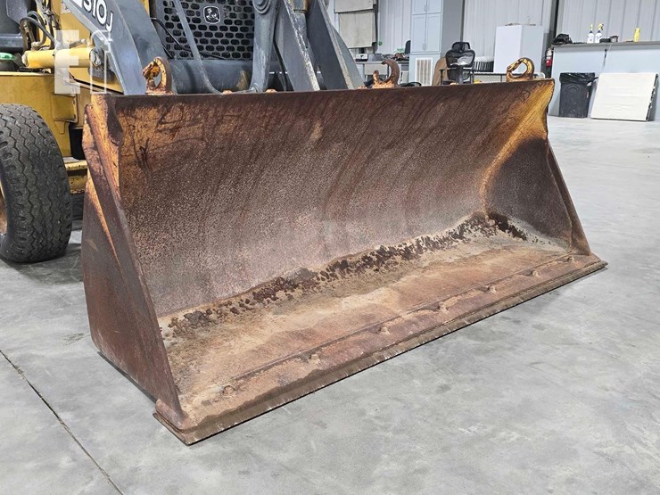 2011-deere-310j-image-10