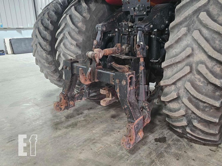 case-ih-magnum-245-image-9