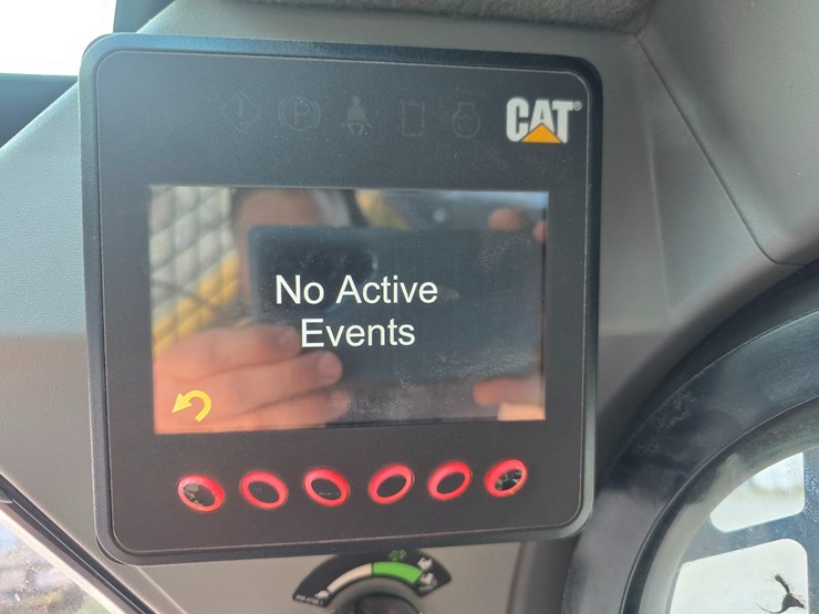 2023-caterpillar-299d3-xe-image-68