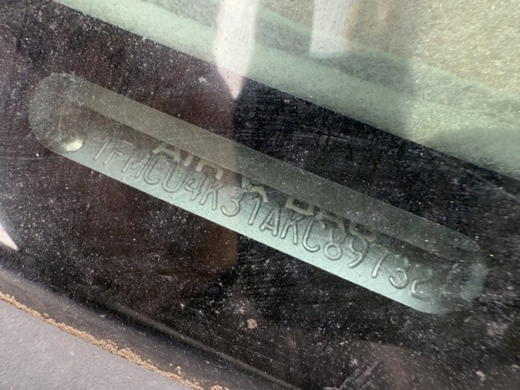 2010-ford-escape-hybrid-image-9