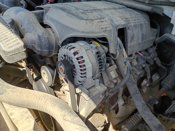 2008-chevrolet-tahoe-image-24