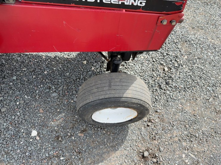 toro-groundsmaster-225-image-9