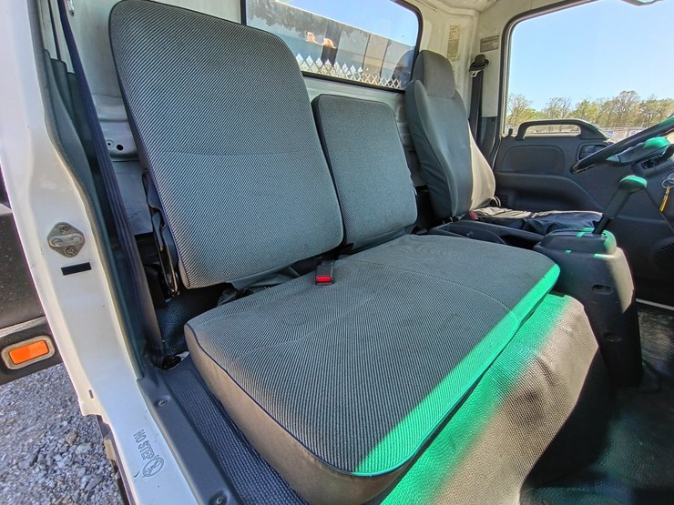 2000-gmc-w3500-image-37