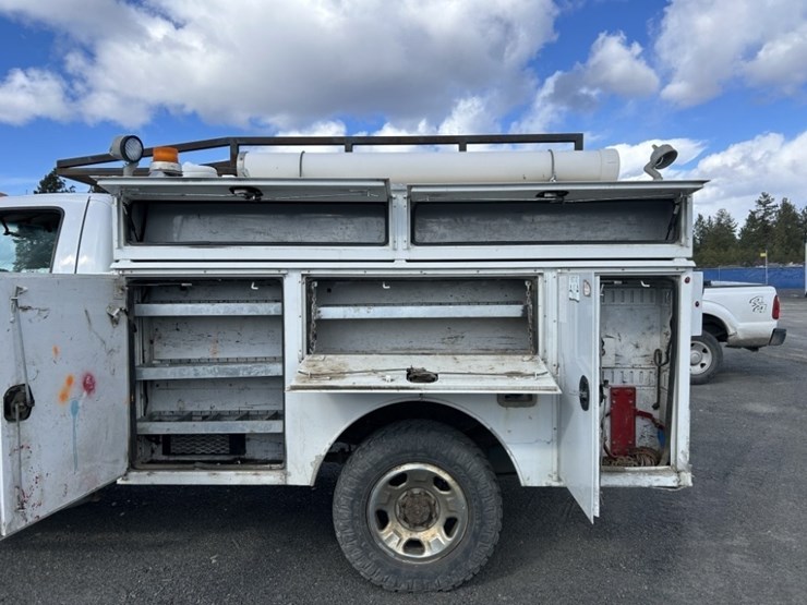 2008-ford-f350-xlt-image-27