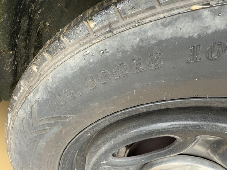 2020-ford-explorer-image-17