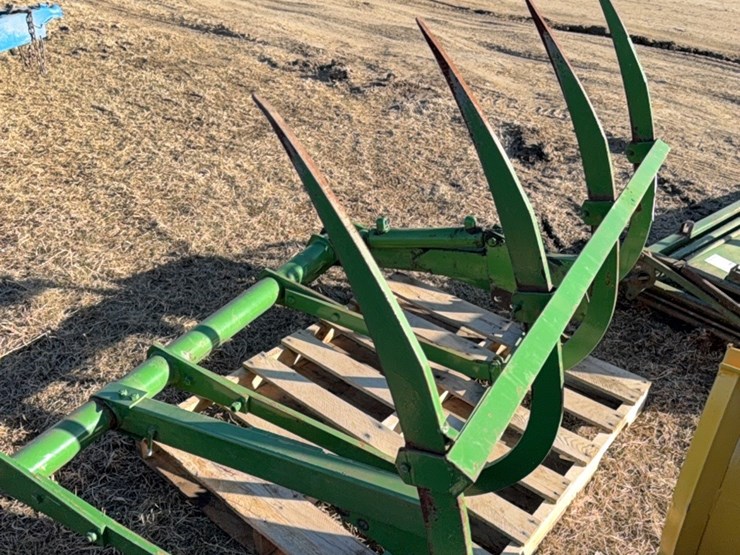 john-deere-168-image-8