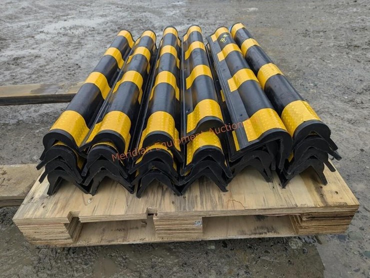 ~24--parking/corner-bumpers-image-2