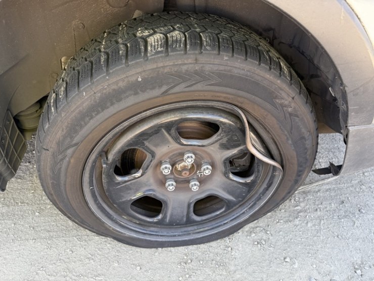 2017-ford-explorer-image-16