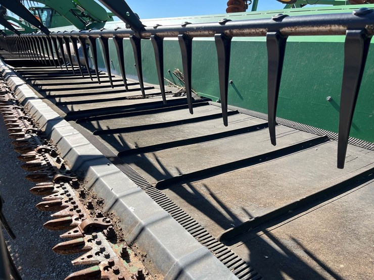 2016-john-deere-640fd-image-19