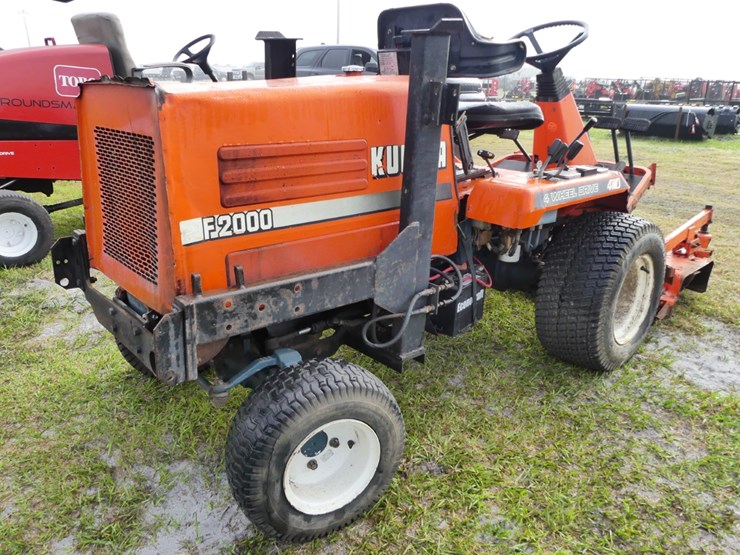 kubota-f2000-image-3