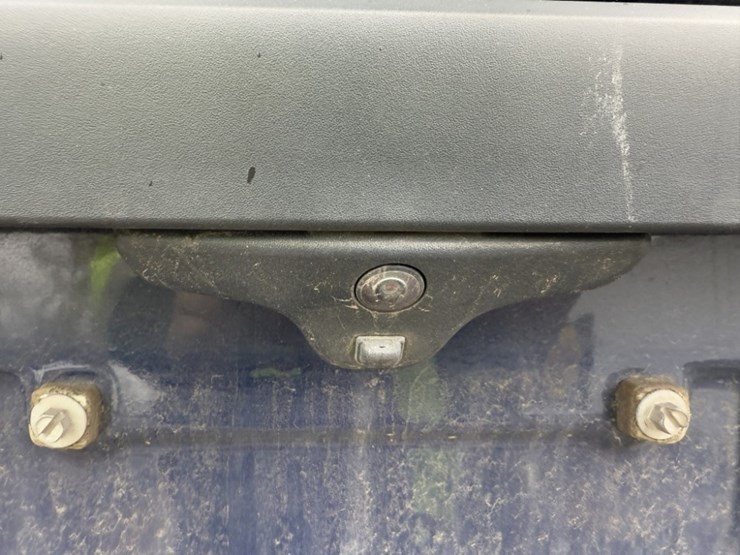 2017-ford-explorer-image-19