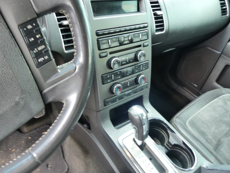 2012-ford-flex-image-13