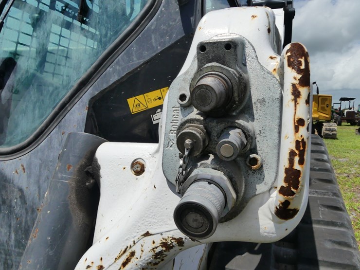 2021-bobcat-t66-image-12