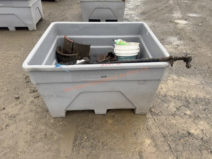 tote-asst.-truck-&-equip.-image-8