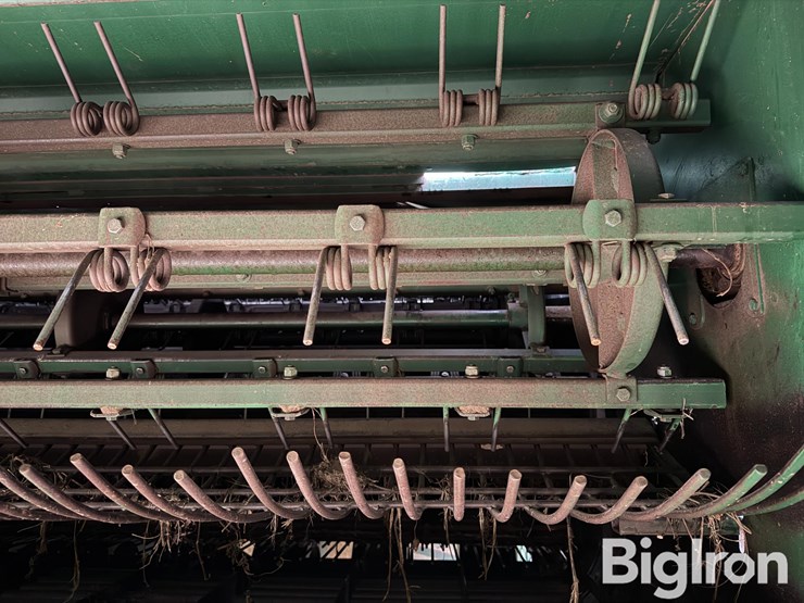 2012-kmc-3386-peanut-combine-image-18