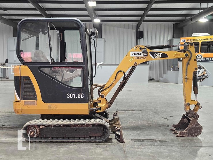 2008-caterpillar-301.8c-image-6