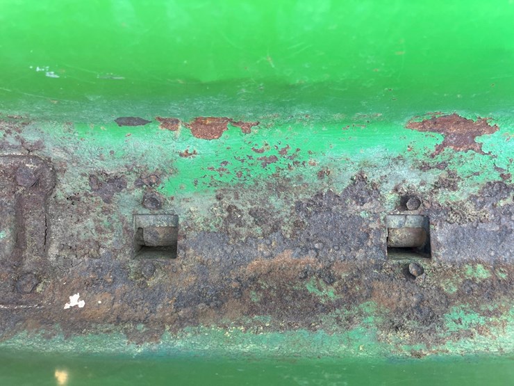 john-deere-8300-image-16