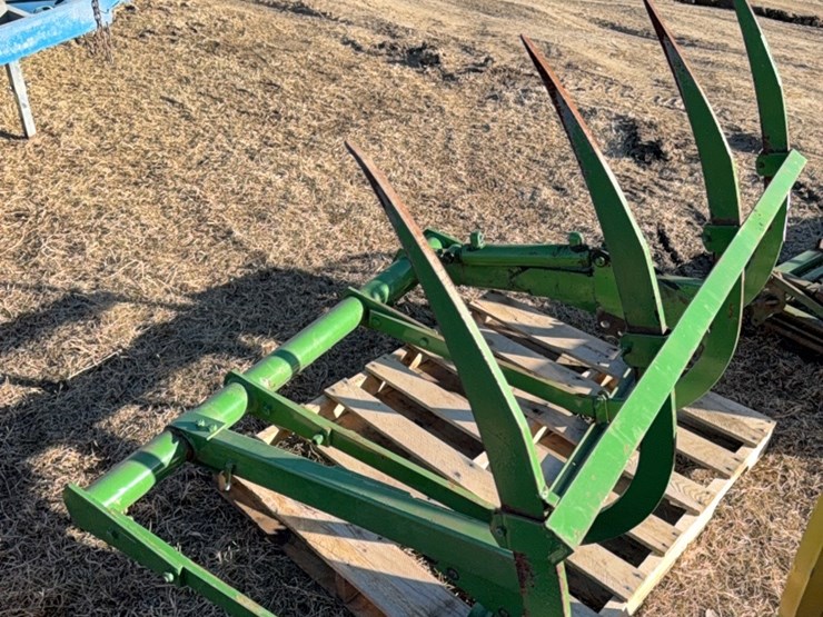 john-deere-168-image-6