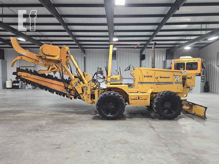 2007-vermeer-v8550-image-6