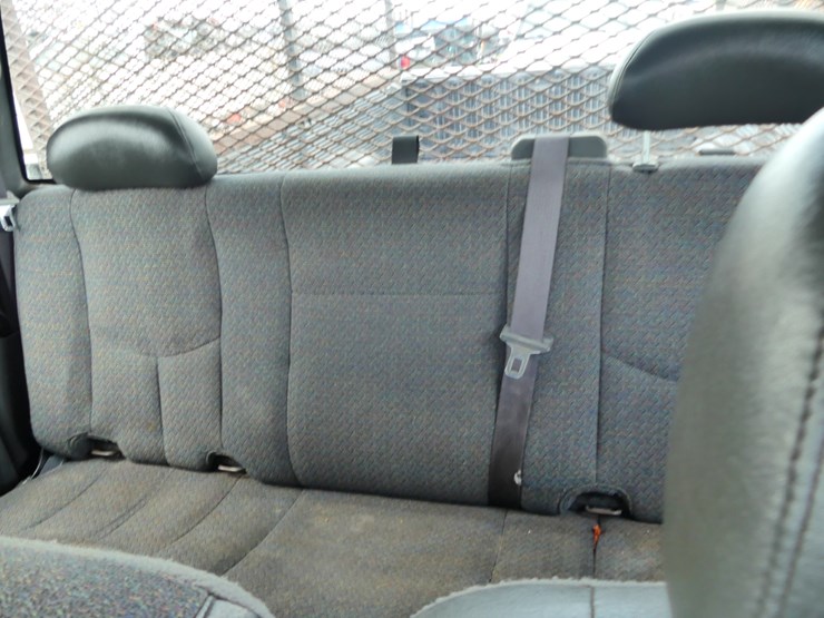 2006-chevrolet-2500hd-image-9