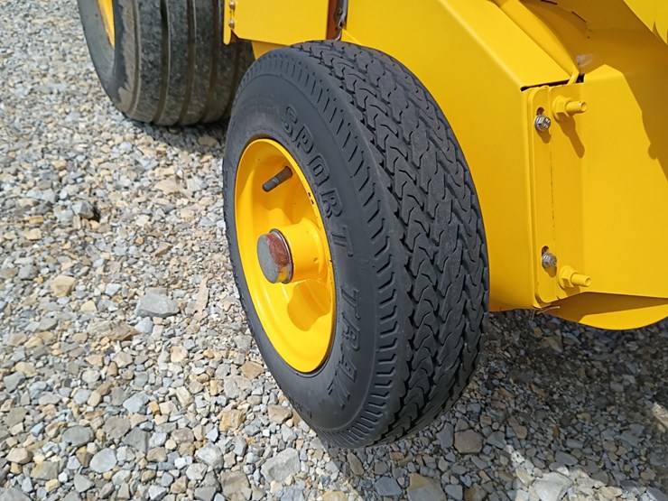 2020-new-holland-450-image-31