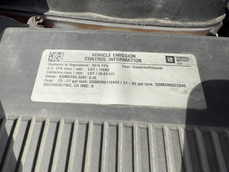 2016-chevrolet-tahoe-image-14