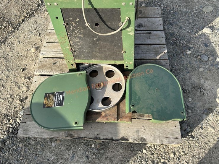 14"-wood-cutting-band-saw-image-7