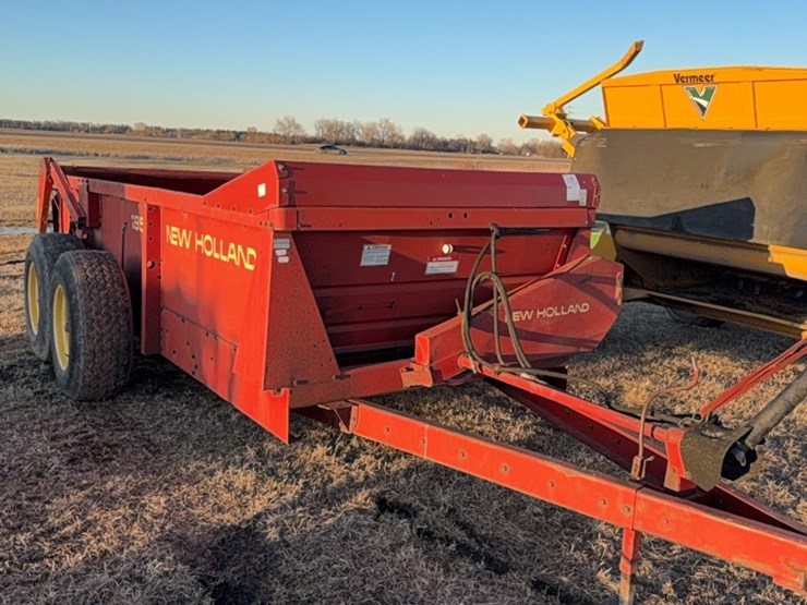 new-holland-195-image-3