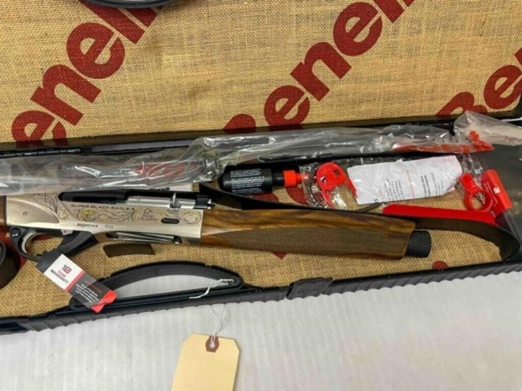 benelli-shotgun-image-3