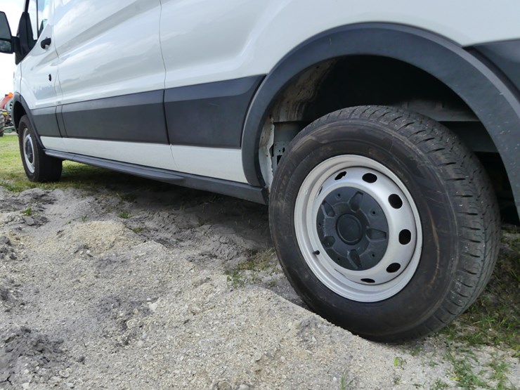 2019-ford-transit-image-6