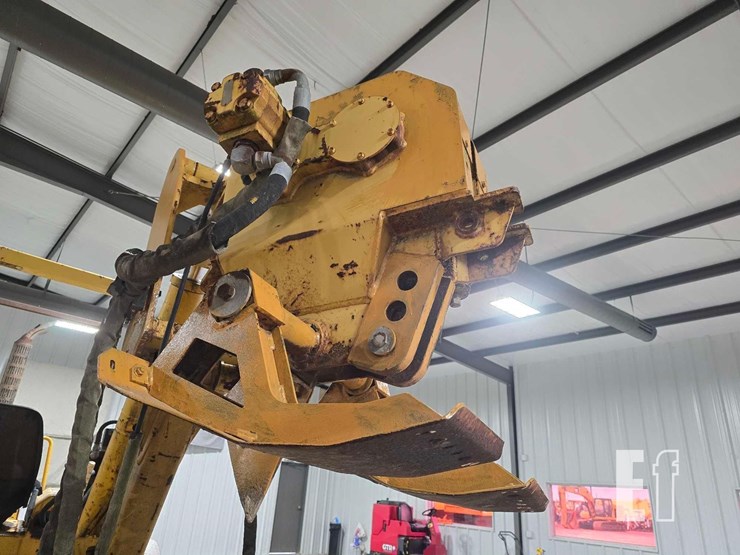 2007-vermeer-v8550-image-10