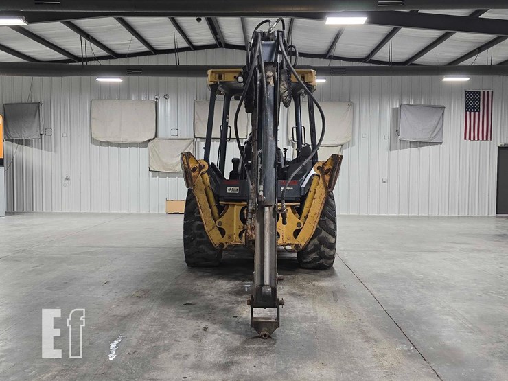 2011-deere-310j-image-8