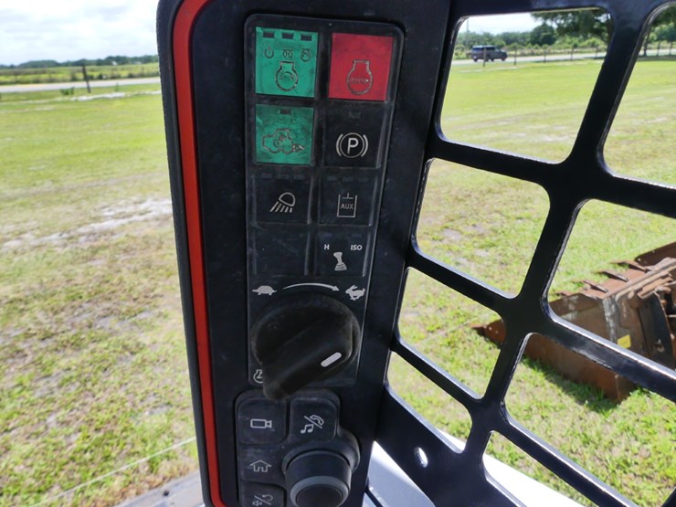 2022-bobcat-s76-image-15