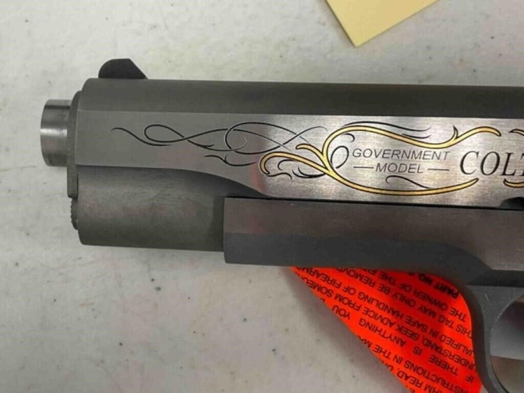 colt-pistol-image-6