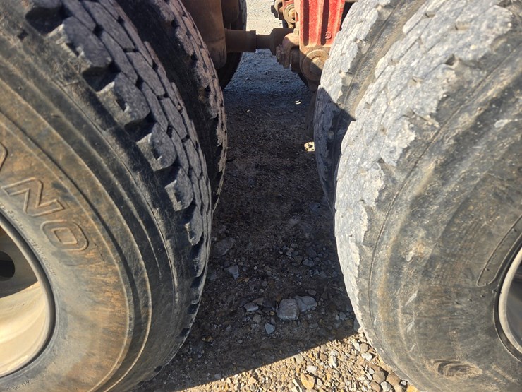 1987-peterbilt-379-image-84