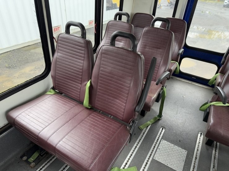 2008-ford-e450-image-30