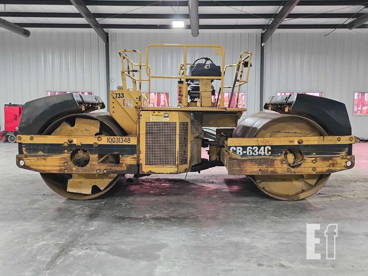 2001-caterpillar-cb-634c-image-5