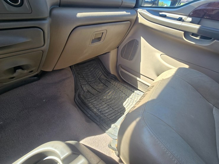 2003-ford-f350-image-34