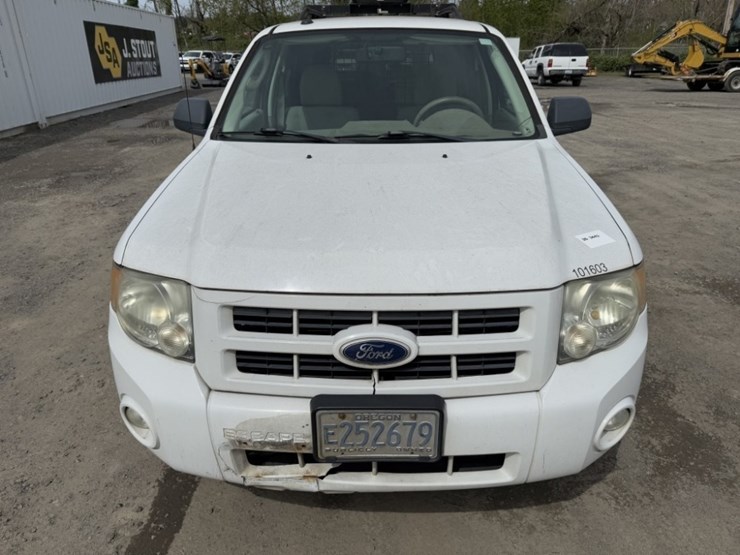 2010-ford-escape-hybrid-image-8